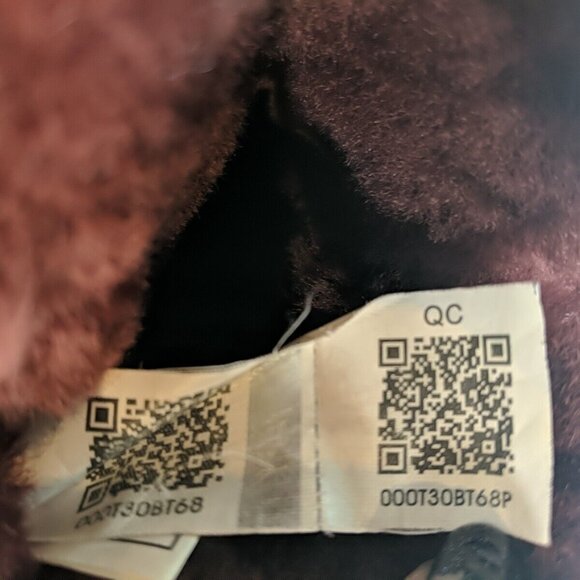 UGG Kids Boots in Burgundy - Picture 12 of 13